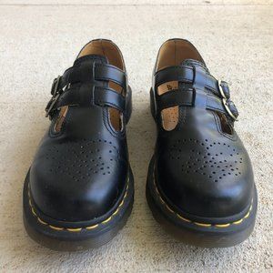 Dr. Martens Mary Janes, black